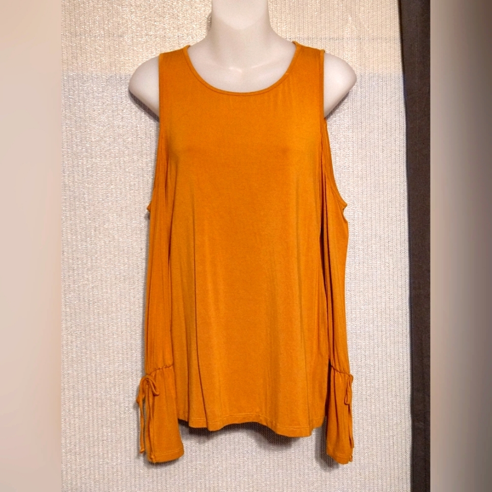 Everly Mustard Cold Shoulder Top